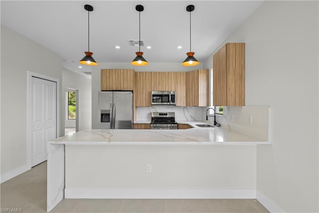 2919 Meadow Rd , Lehigh Acres, FL 33974 Photo