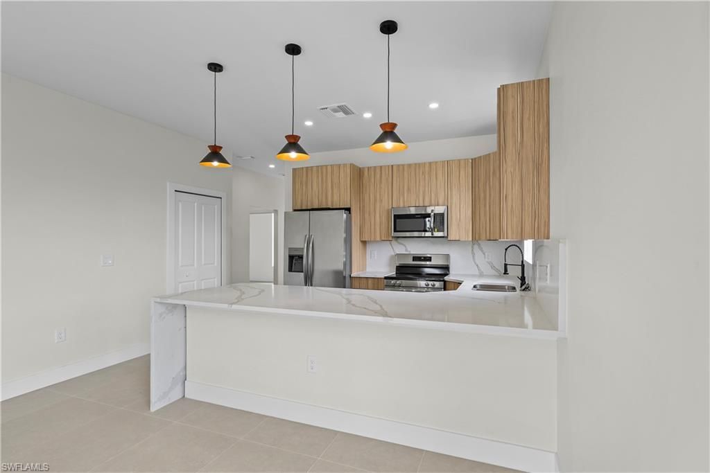 2919 Meadow Rd , Lehigh Acres, FL 33974 Photo