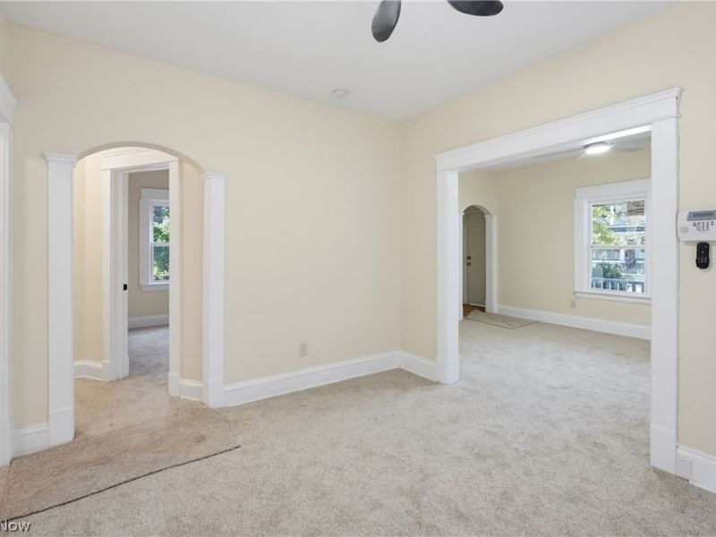 658 E 92nd Street, Cleveland, OH 44108 Photo 11