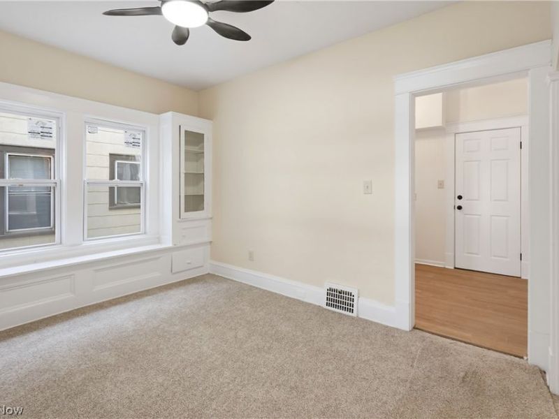 658 E 92nd Street, Cleveland, OH 44108 Photo 13