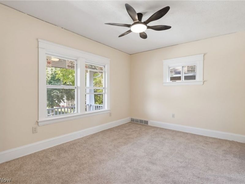658 E 92nd Street, Cleveland, OH 44108 Photo 32