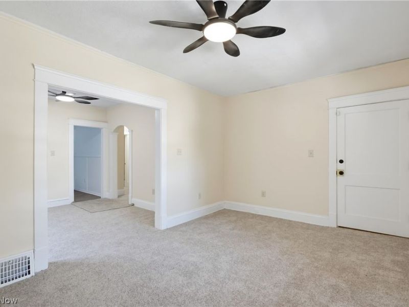 658 E 92nd Street, Cleveland, OH 44108 Photo 34