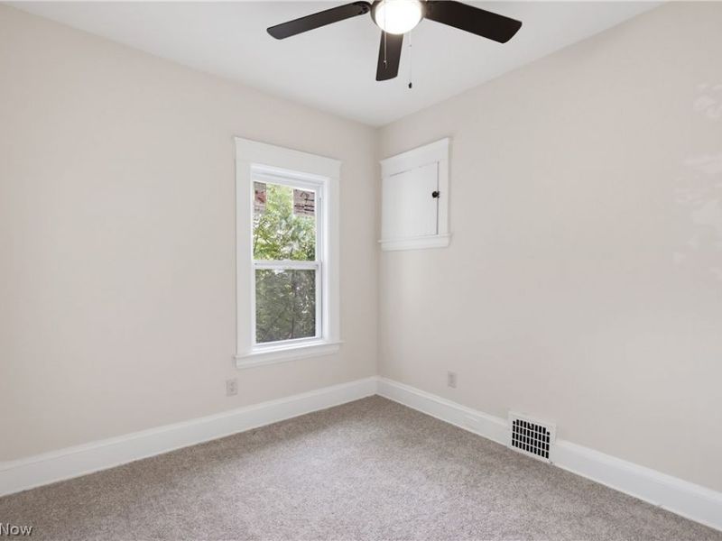 658 E 92nd Street, Cleveland, OH 44108 Photo 35