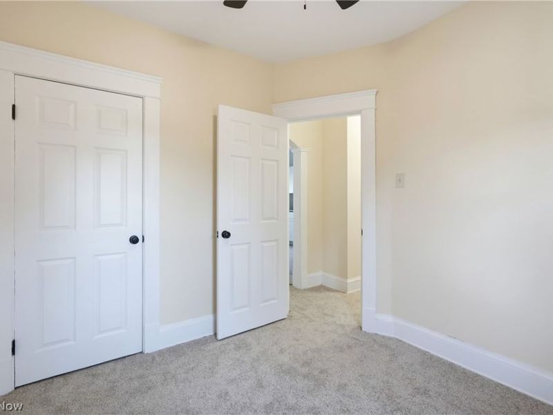 658 E 92nd Street, Cleveland, OH 44108 Photo 36