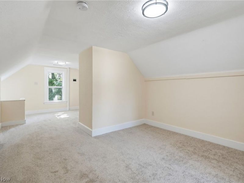 658 E 92nd Street, Cleveland, OH 44108 Photo 42