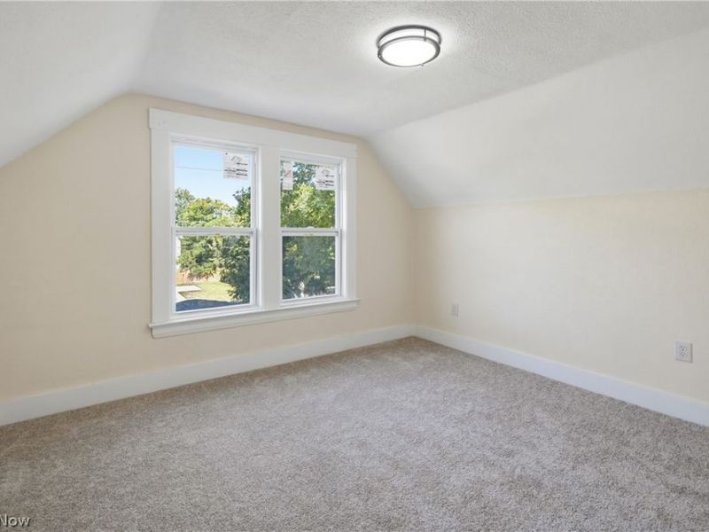 658 E 92nd Street, Cleveland, OH 44108 Photo 43