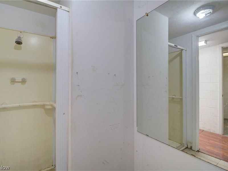 3563 Fulton Road, Cleveland, OH 44109 Photo 8