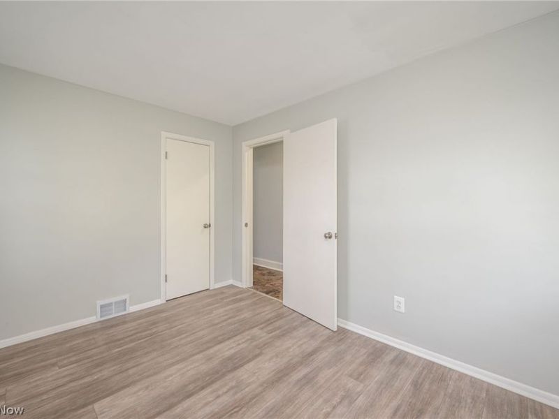 7570 Richmond Road, Oakwood Village, OH 44146 Photo 11