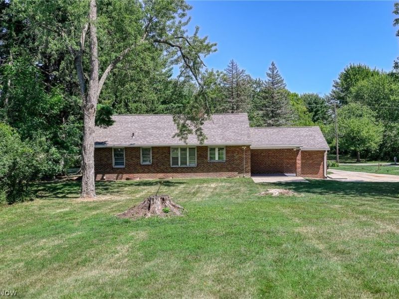 7570 Richmond Road, Oakwood Village, OH 44146 Photo 27