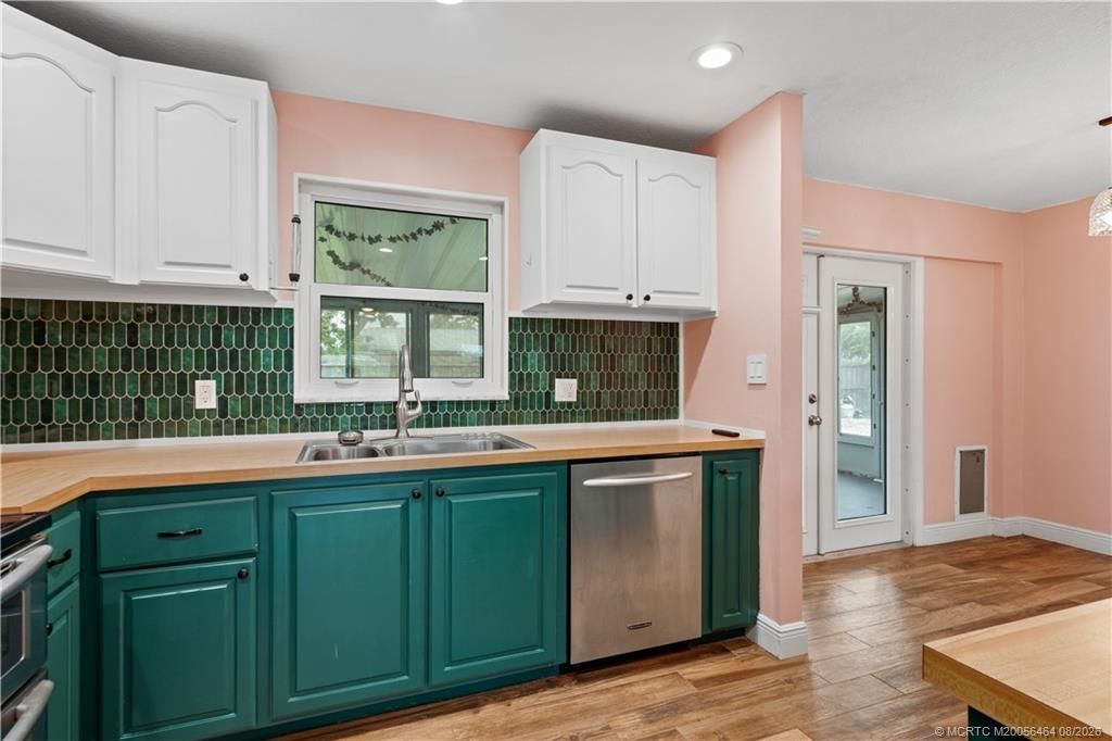 1126 SE Alamanda Lane, Stuart, FL 34996 Photo