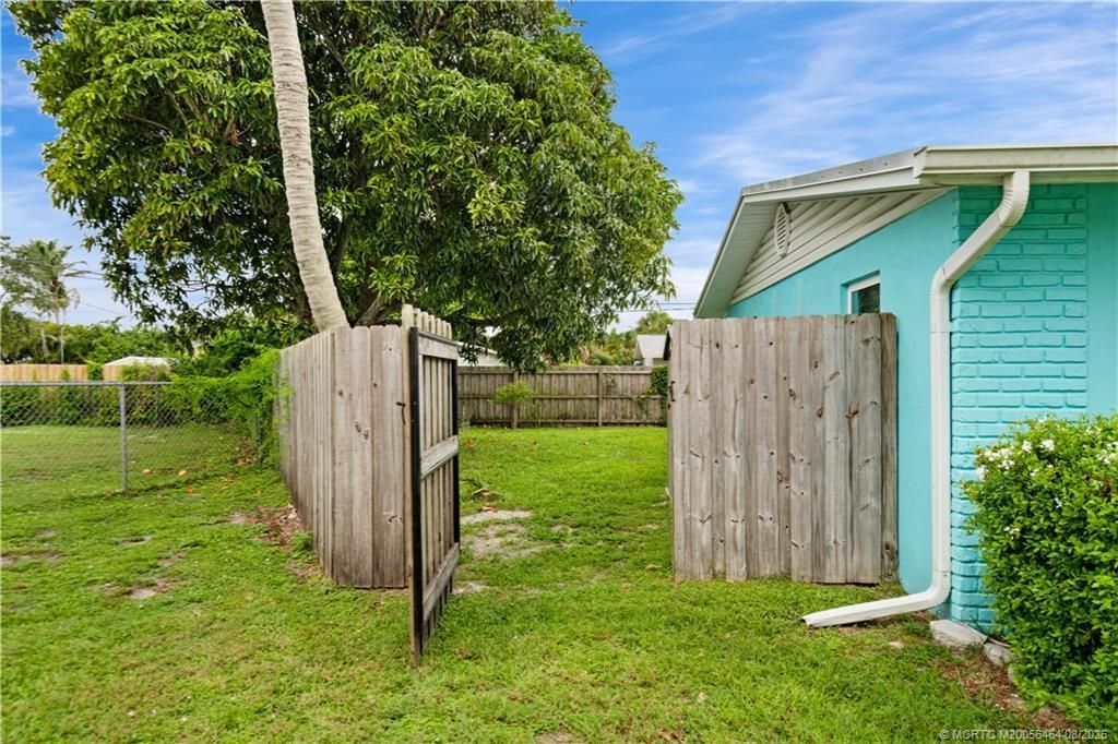 1126 SE Alamanda Lane, Stuart, FL 34996 Photo