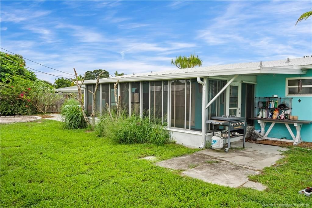 1126 SE Alamanda Lane, Stuart, FL 34996 Photo
