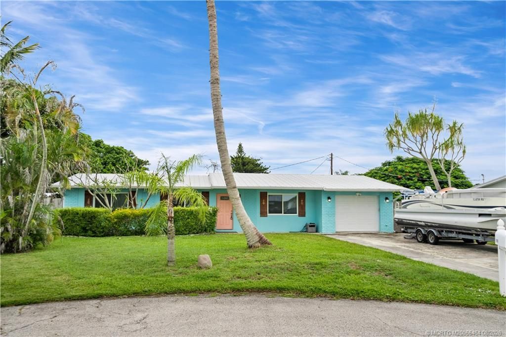 1126 SE Alamanda Lane, Stuart, FL 34996 Photo