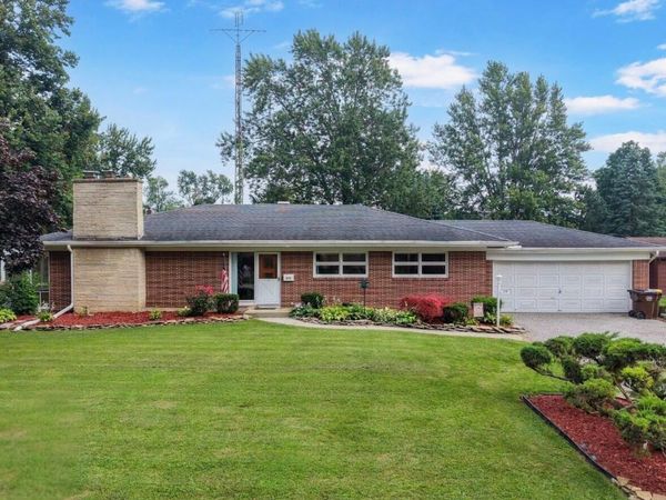 318 Morris Drive, Montpelier, OH 43543