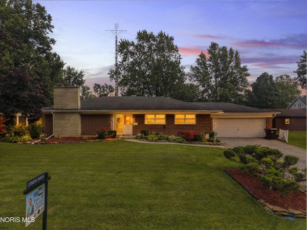 318 Morris Drive, Montpelier, OH 43543