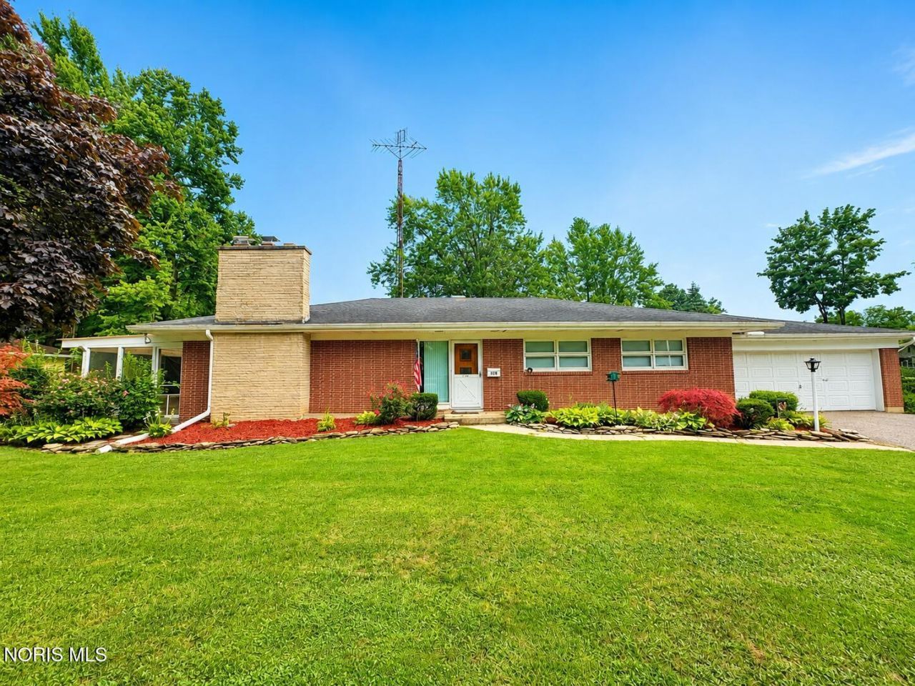 318 Morris Drive, Montpelier, OH 43543 Main Photo