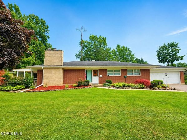 318 Morris Drive, Montpelier, OH 43543