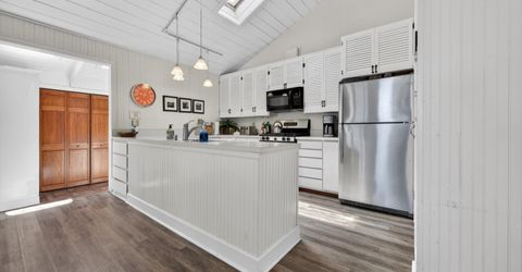 1234 Peninsula Drive, Lake Almanor, CA 96137 Photo