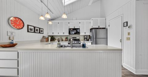 1234 Peninsula Drive, Lake Almanor, CA 96137 Photo