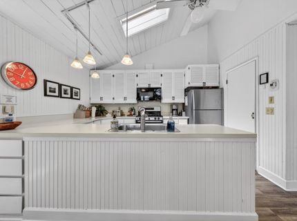 1234 Peninsula Drive, Lake Almanor, CA 96137 Photo