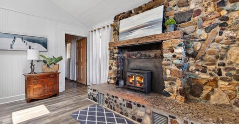 1234 Peninsula Drive, Lake Almanor, CA 96137 Photo