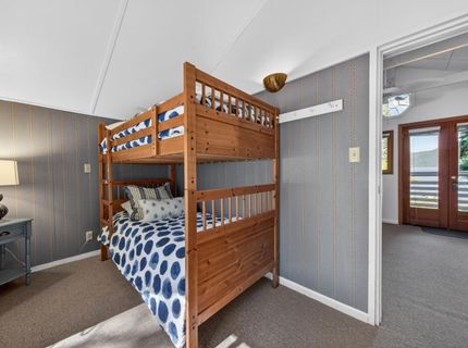 1234 Peninsula Drive, Lake Almanor, CA 96137 Photo