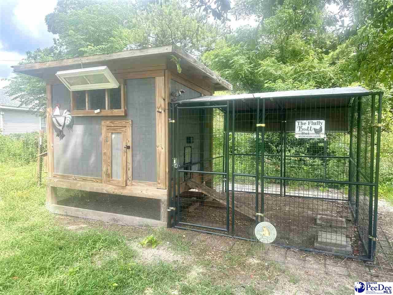 126 Roberts Rd Photo 25