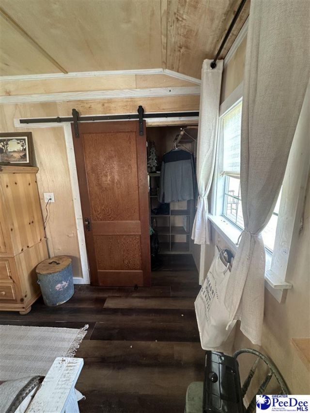 126 Roberts Rd Photo 8