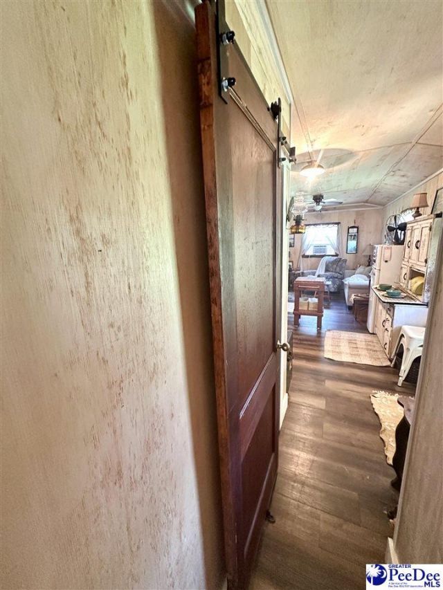 126 Roberts Rd Photo 9