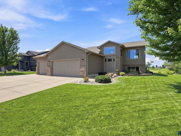 5201 S Culbert Ave, Sioux Falls, SD 57106