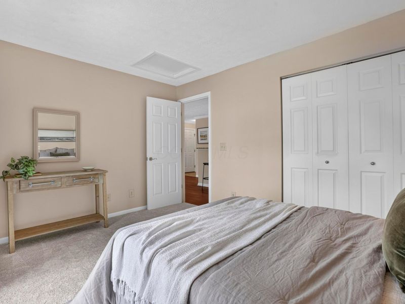 5310 Stonemeadow Avenue, Unit SA5310, Columbus, OH 43220 Photo 16