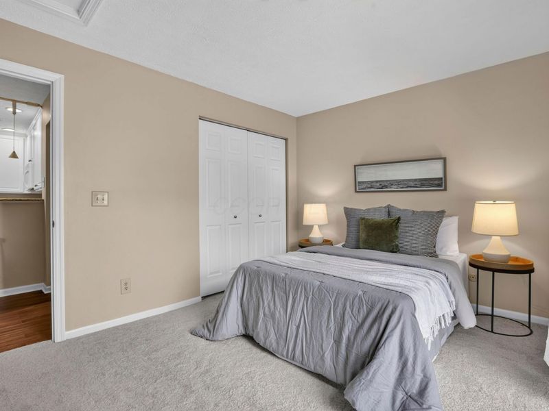 5310 Stonemeadow Avenue, Unit SA5310, Columbus, OH 43220 Photo 17