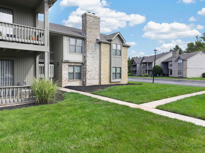 5310 Stonemeadow Avenue, Unit SA5310, Columbus, OH 43220 Photo 2