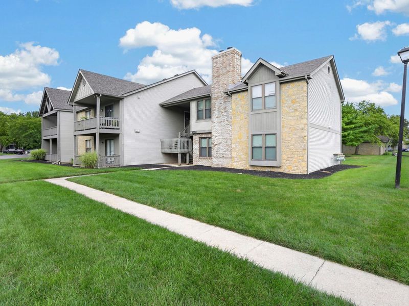5310 Stonemeadow Avenue, Unit SA5310, Columbus, OH 43220 Photo 3