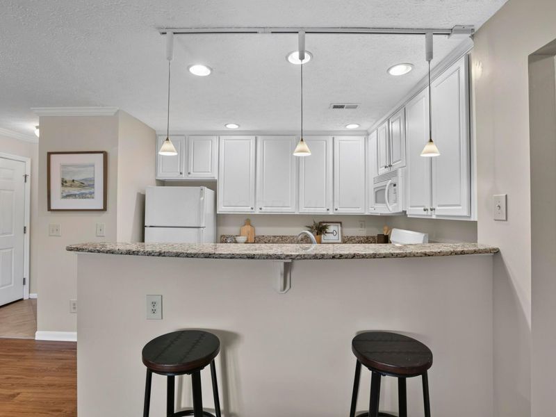 5310 Stonemeadow Avenue, Unit SA5310, Columbus, OH 43220 Photo 8