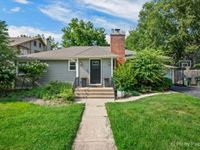 120 W Hillside Avenue, Barrington, IL 60010 primary photo