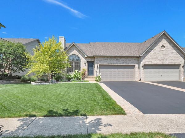 600 Sudbury Circle , Oswego, IL 60543