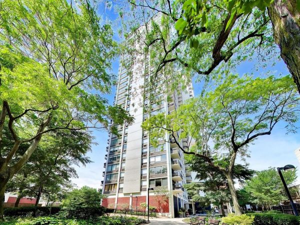 1460 N Sandburg Terrace , Unit 1412A, Chicago, IL 60610