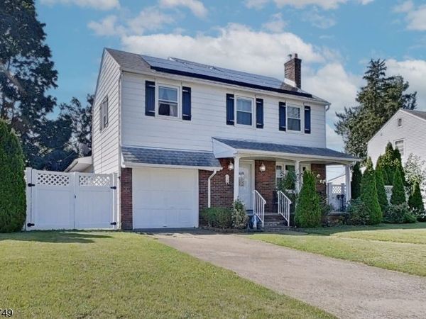 112 Elmwood Dr, Elmwood Park, NJ 07407
