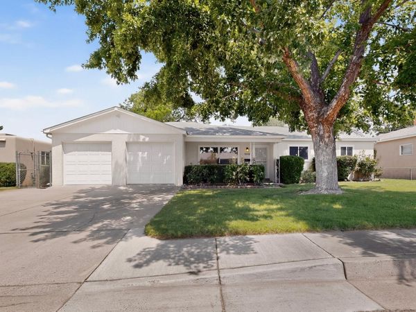 9535 Elvin Avenue NE, Albuquerque, NM 87112
