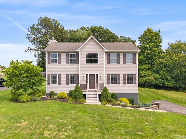 6 Apple Lane , Highland, NY 12528