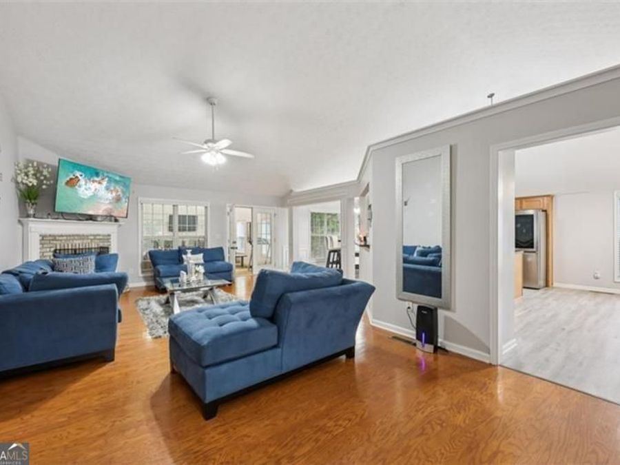 Property Image 40
