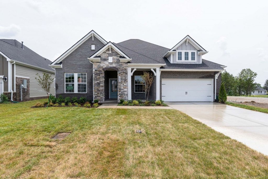 832 Drivers Cir , Columbia, TN 38401 Main Photo