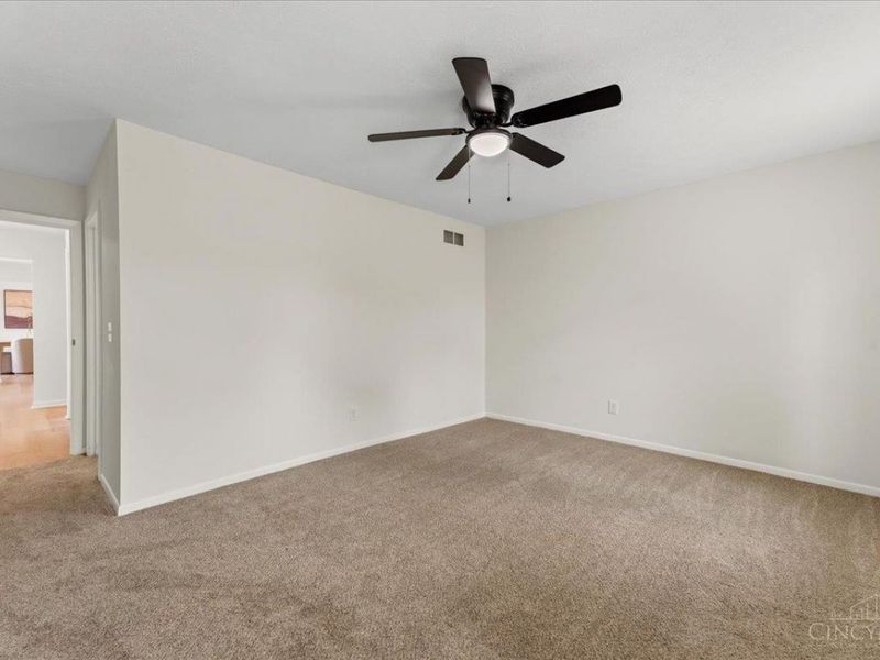 6349 Paxton Woods Drive, Miami Twp, OH 45140 Photo 34