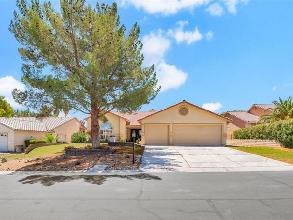 5121 Burr Oak Drive, Las Vegas, NV 89130