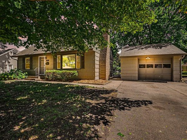 8439 Colfax Avenue S, Bloomington, MN 55420