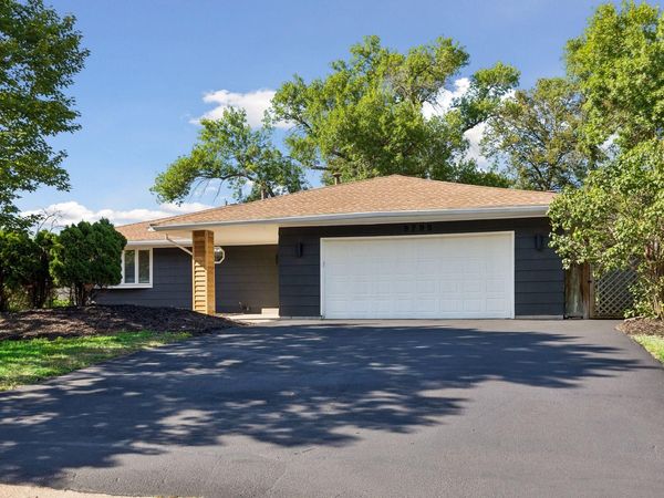 9795 161st Street W, Lakeville, MN 55044