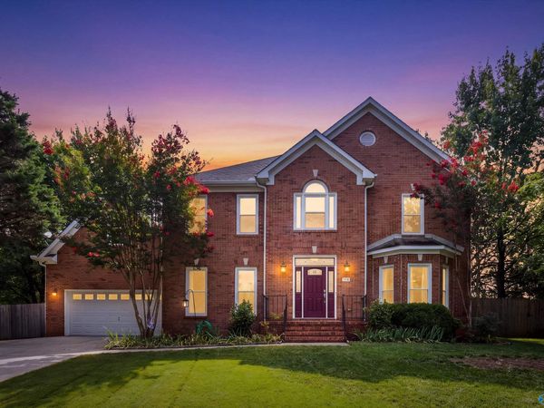 119 Caenstone Court, Madison, AL 35758