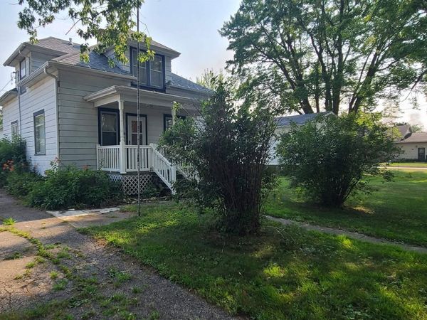 260 W Murdock Street, Postville, IA 52162