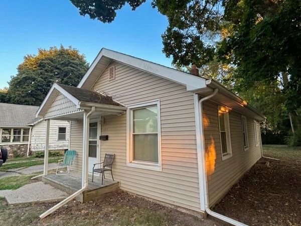 1053 Myrtle Avenue , Waterford Township, Mi 48328